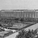 Здание управления ЮУЖД, с фото 1949 г.